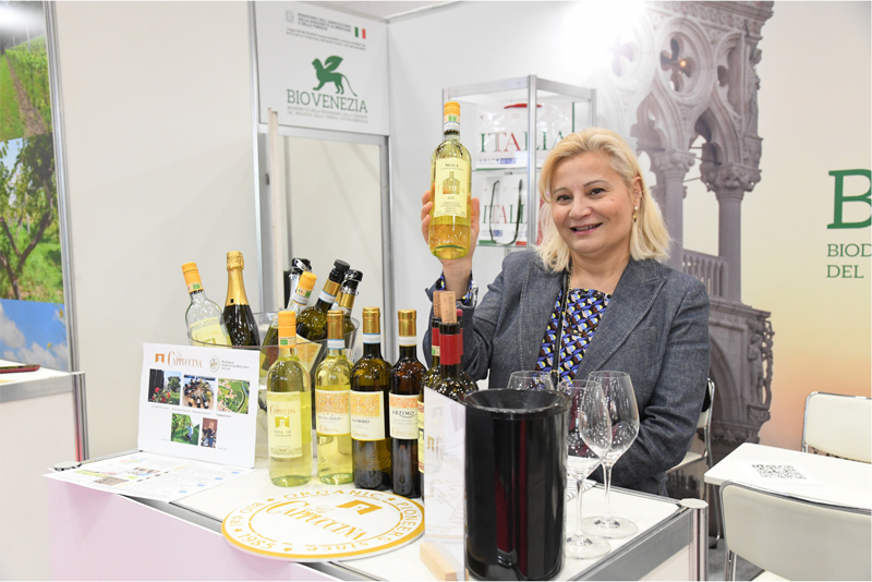 FOODEX WINE Exhibition booth image